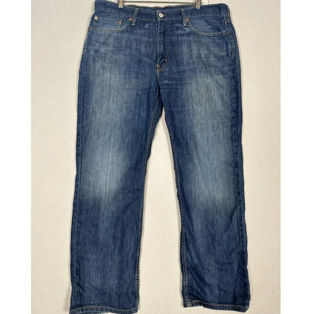 Levis 514 Jeans Mens 38X30 Blue Straight Fit Distressed Red Tab 5-Pocket Denim